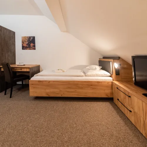 Podkrovní pokoj s jedním lůžkem